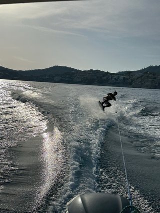 Sessione di wakeboard a Maiorca per tutti i livelli con istruttore