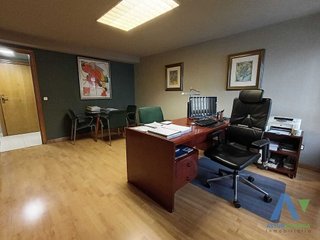 Oficina en venta en Milán - Pumarín - Teatinos en Oviedo