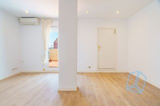 Ático en venta en El Guinardó en Barcelona