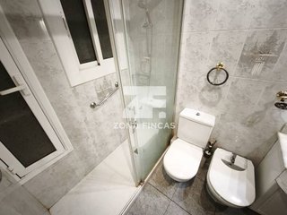 Piso en venta en Singuerlín - Can Franquesa - Les Oliveres en Santa Coloma de Gramanet
