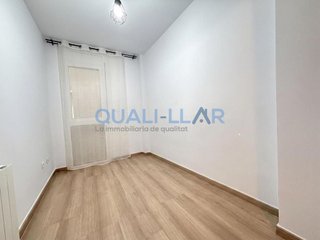 Piso en venta en Gavarra en Cornellà de Llobregat
