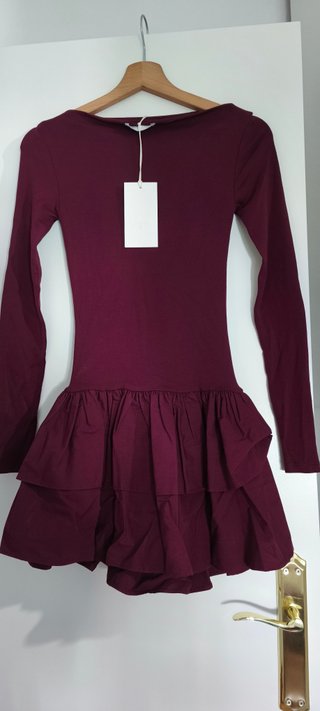 Vestido granate con volantes talla S