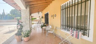 Casa en venta en Novelda