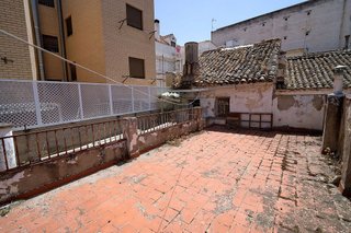 Casa adosada en venta en Centro Ciudad en Linares