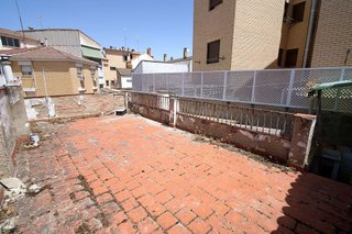 Casa adosada en venta en Centro Ciudad en Linares