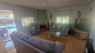 Chalet en venta en Catral