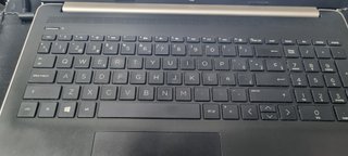 Portátil HP 15-da0064ns Intel i5-8250U NVIDIA 2GB