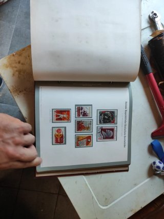 Volume 13 Francobolli