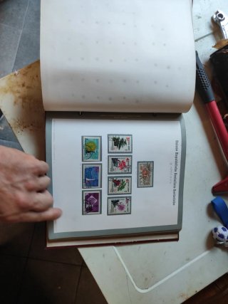 Volume 13 Francobolli