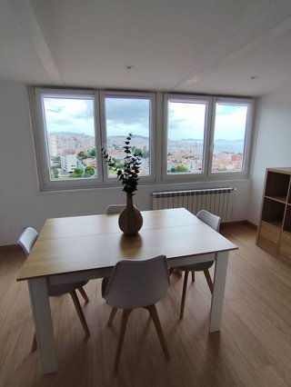 Piso en venta en Teis en Vigo