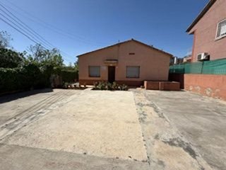 Solar en venta en Ca n’Esteper – Can Gorgs – Can Gorgs II en Barbera del Vallès