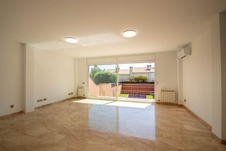 Casa adosada en venta en Centre en Castellar del Vallès