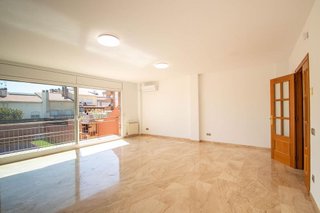 Casa adosada en venta en Centre en Castellar del Vallès