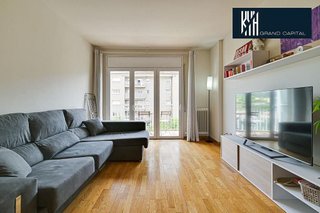 Piso en venta en Eixample Sud – Migdia en Girona