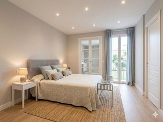 Casa adosada en venta en Lavadores en Vigo