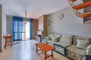 Casa adosada en venta en Colores - Entreparques en Sevilla