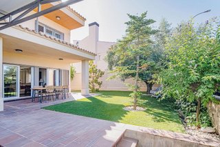 Chalet en venta en Otura