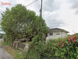 Chalet en venta en Sarria