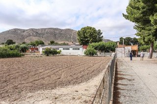 Chalet en venta en Las Trescientas - San Francisco en Elda