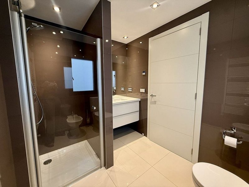 2-bedroom flat for sale in Vila, Encamp · 45 of 60