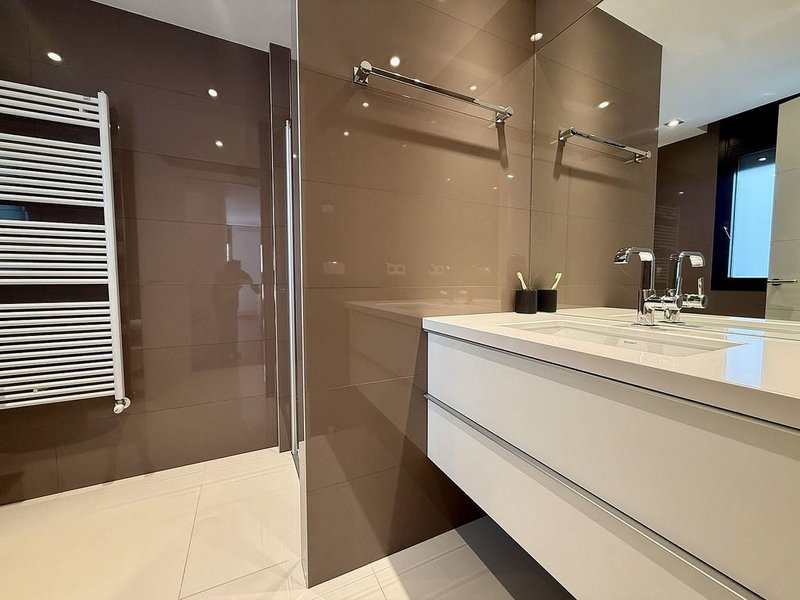 2-bedroom flat for sale in Vila, Encamp · 46 of 60