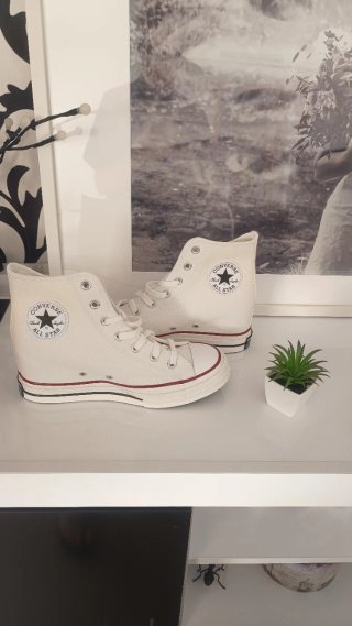 Converse Blancas sin estrenar