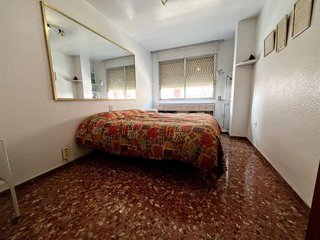Piso en venta en La Torre en Valencia