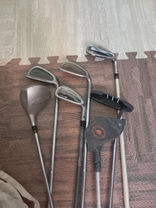 Palos de golf y funda Hippo