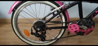 Bicicleta niña 20 pulgadas rosa y negra