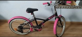 Bicicleta niña 20 pulgadas rosa y negra