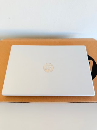 HP Ryzen AI 7 350 32GB 1TB Nuevo 3 Años Garantía