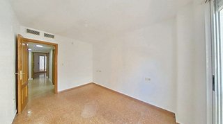 Piso en venta en Carolinas Bajas en Alicante