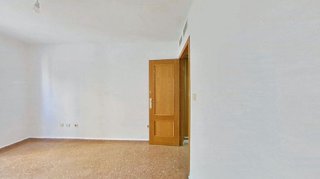 Piso en venta en Carolinas Bajas en Alicante