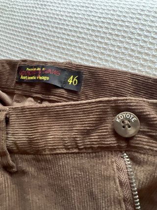 Pantalón de pana Koyote marrón sin usar