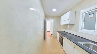 Piso en venta en Santa Eulàlia en Hospitalet de Llobregat, L´
