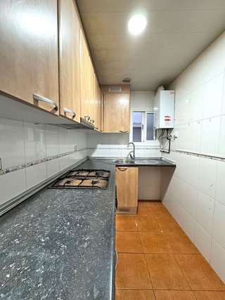 Piso en venta en Les Planes en Hospitalet de Llobregat, L´