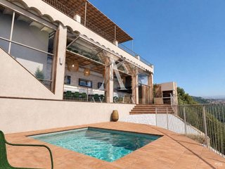 Chalet en venta en Sant Genís dels Agudells en Barcelona