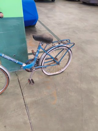 Bicicleta de ciudad BH Azul