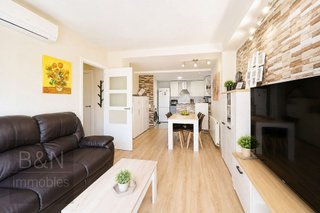 Piso en venta en Ca n'Aurell en Terrassa