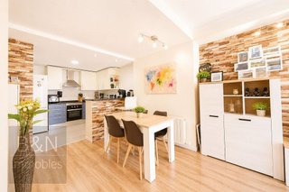 Piso en venta en Ca n'Aurell en Terrassa