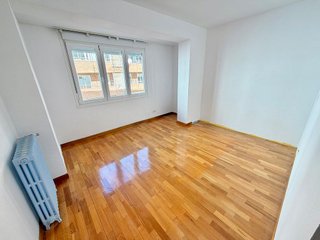 Piso en venta en Doctor Cerrada en Zaragoza