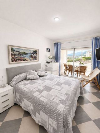 Piso en venta en Port Esportiu - Puig Rom - Canyelles en Roses