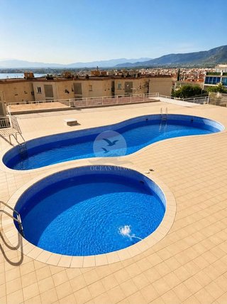 Piso en venta en Port Esportiu - Puig Rom - Canyelles en Roses