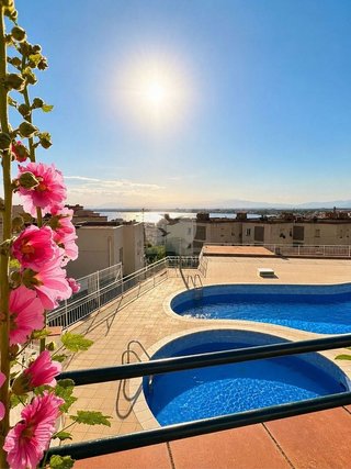Piso en venta en Port Esportiu - Puig Rom - Canyelles en Roses