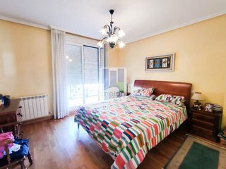Casa adosada en venta en Barriada Yagüe en Burgos