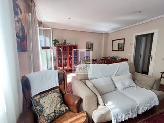 Casa adosada en venta en Barriada Yagüe en Burgos