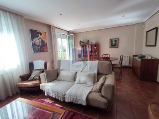 Casa adosada en venta en Barriada Yagüe en Burgos
