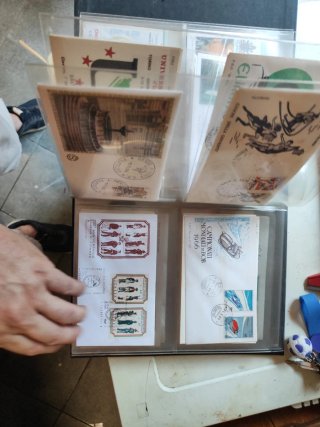 Cartoline francobolli