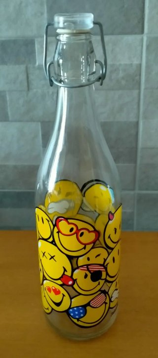 Servizio bicchieri vintage emoji