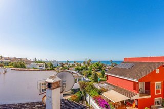 Casa adosada en venta en Elviria en Marbella